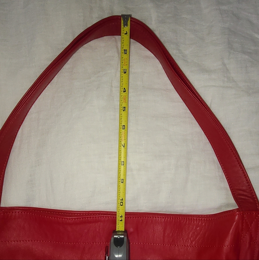 OVERSIZED LAMB LEATHER STATEMENT TOTE IN TOMATO RED - Picture 10 of 16